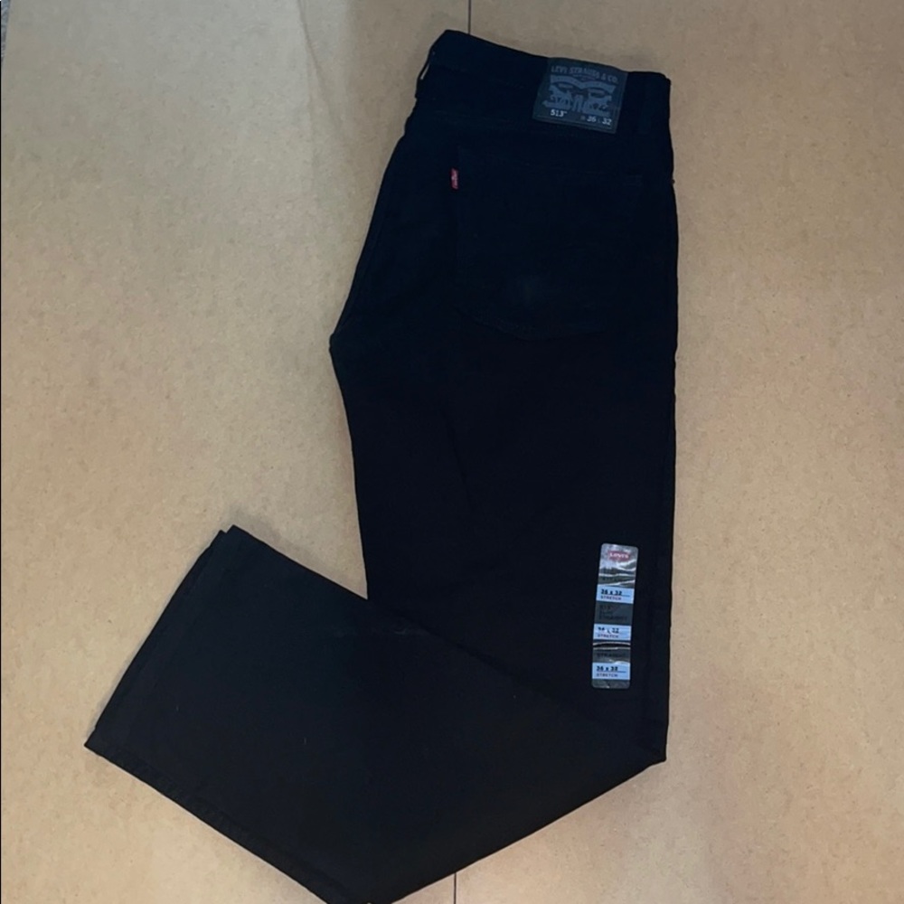 Levi’s black 36 x 32 slim straight stretch *read*